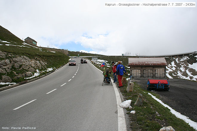 Vítací výbor na Hochalpenstrasse Grossglockner 7. 7. 2007 