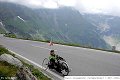 Hochalpenstrasse Grossglockner - úsek mezi 8. a 9.KEHRE (otočkou) ve kterém překonávám 2000 m.n.m.