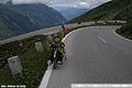 Hochalpenstrasse Grossglockner - nad 9.otočkou (kehre) ve 2076m.n.m. 